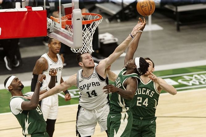 Milwaukee Bucks vs San Antonio Spurs Prediction & Match Preview - October 23rd, 2021 | NBA Season 2021-22
