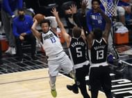 Jalen Brunson in action the Dallas Mavericks