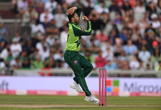 "Their inability to play India in bilateral events has cost them millions of dollars over the past decade" - Michael Atherton shares Pakistan's plight under the power of the "Big 3"