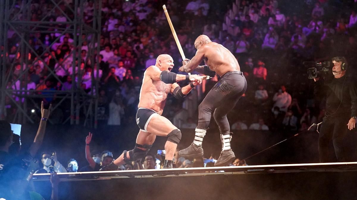 Goldberg and Lashley battled like two gladiators in the main event