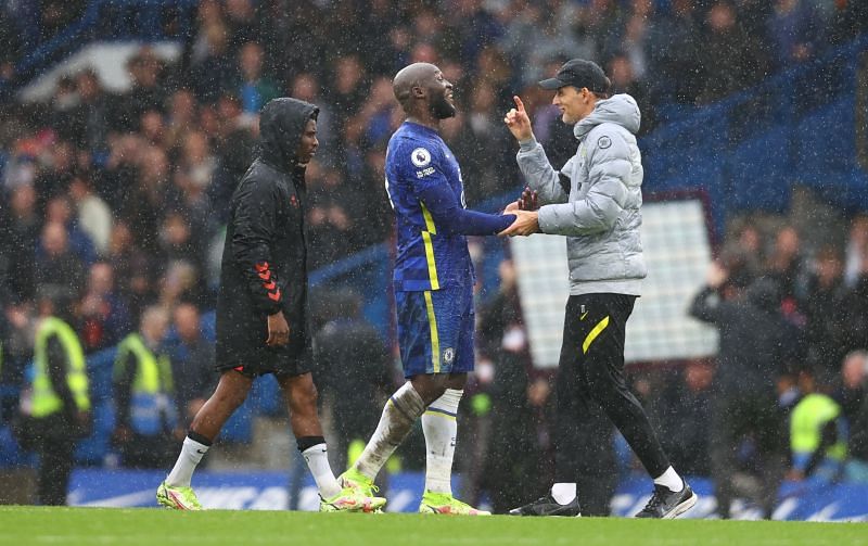 "Their squad is unbelievable" - Robbie Savage predicts the place Chelsea, Manchester United and Liverpool will end within the Premier League