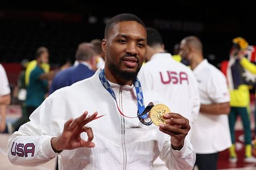 Men's Basketball Medal Ceremony: Day 15