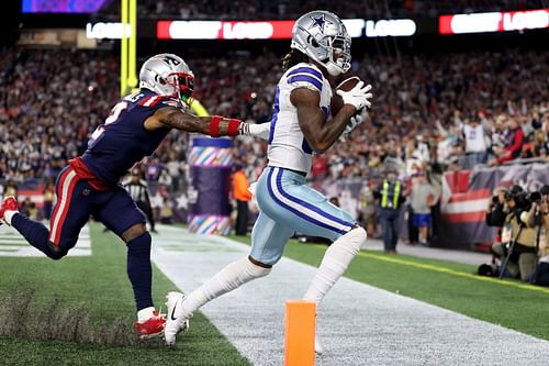 Ceedee Lamb catches the Cowboys' 2,500th touchdown