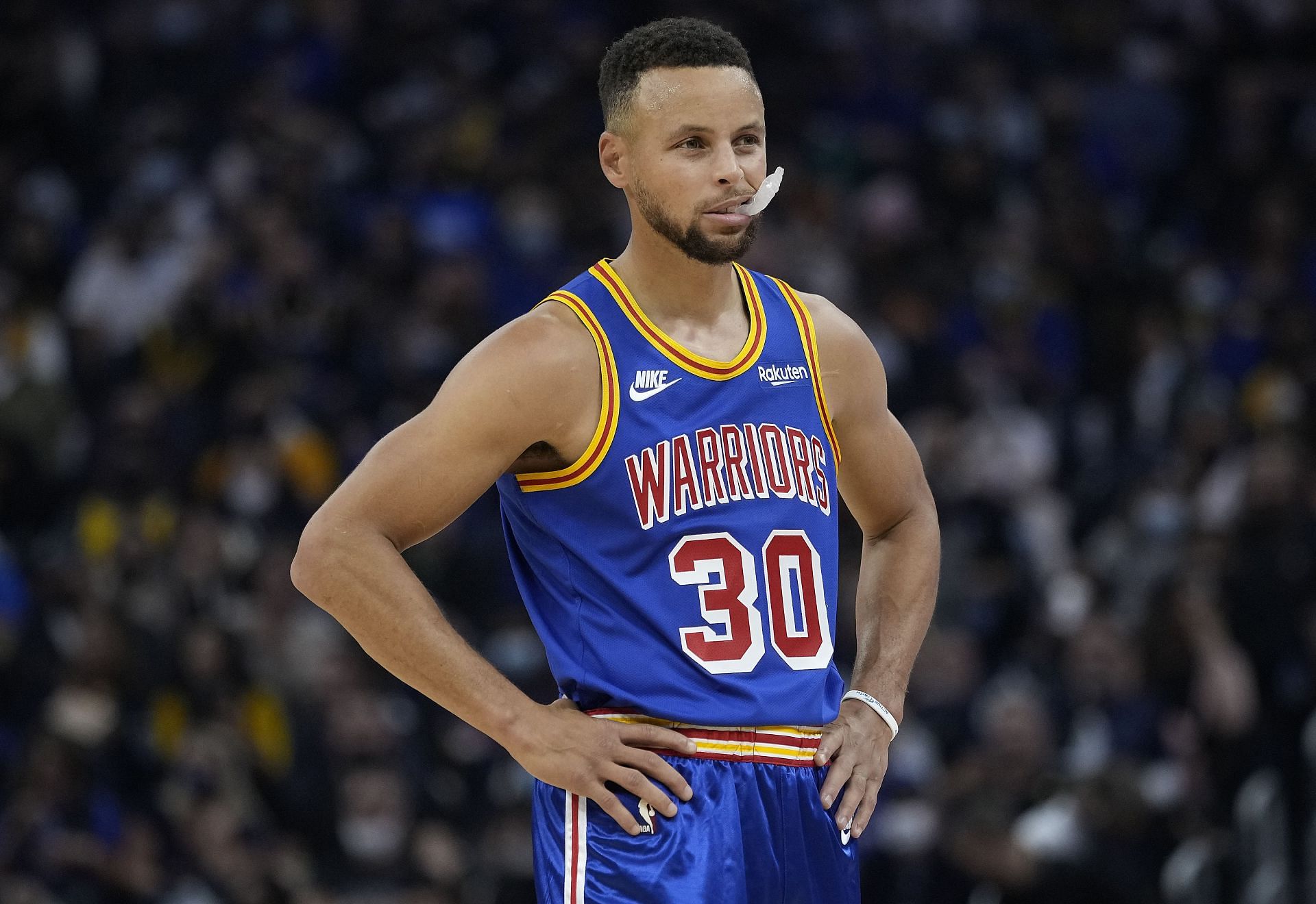 Stephen Curry went to work at the LA Clippers vs Golden State Warriors game