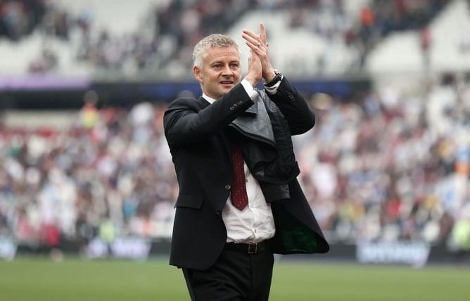 Manchester United Transfer News Roundup: Ole Gunnar Solskjaer heaps praise on Cristiano Ronaldo; Red Devils eyeing move for Barcelona star, and more - 21st October 2021