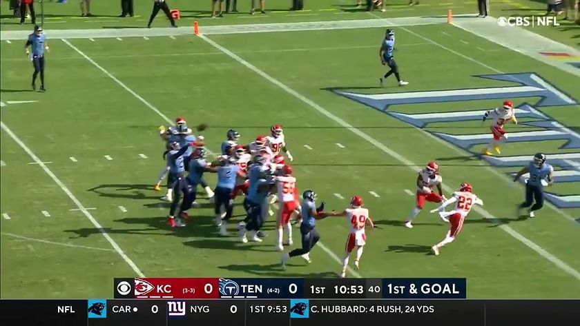 Titans RB Derrick Henry throws TD pass to TE MyCole Pruitt 