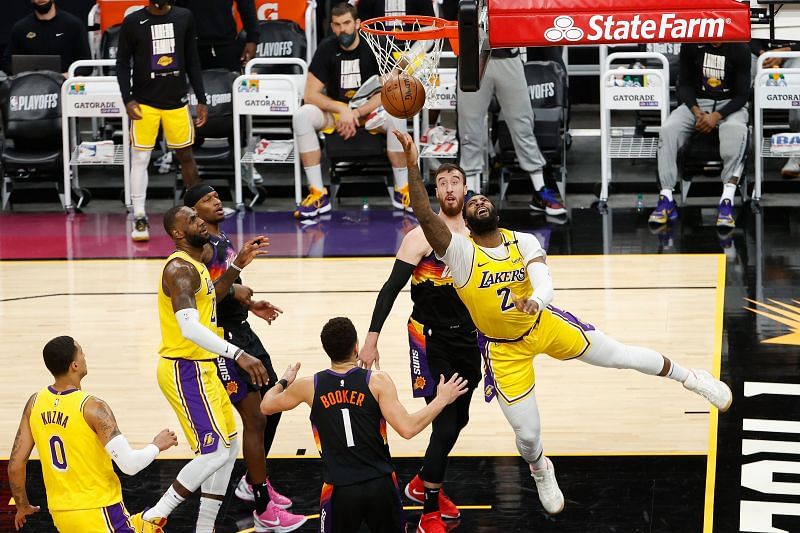 LA Lakers vs Phoenix Suns - Game Five