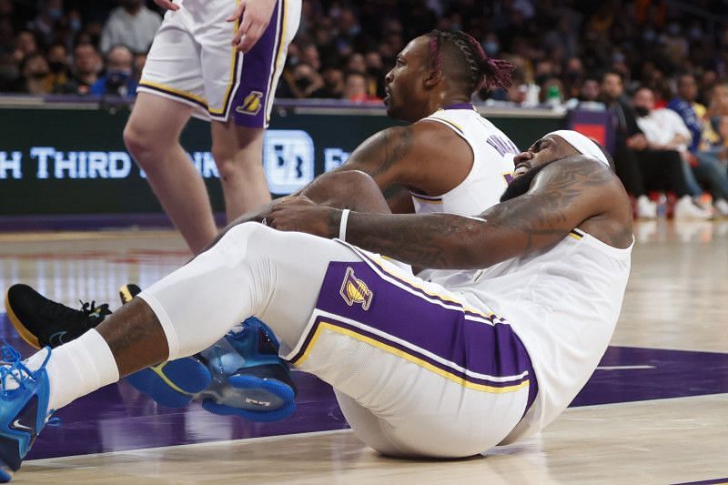 LeBron James had an injury scare during the Memphis Grizzlies game [Source: AP].