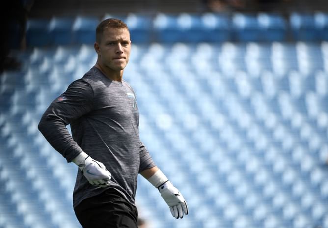 3 Replacements for Christian McCaffrey after Panthers place star RB on IR