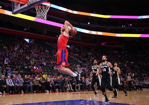 The Detroit Pistons open their preseason with a match against the San Antonio Spurs on Wednesday.