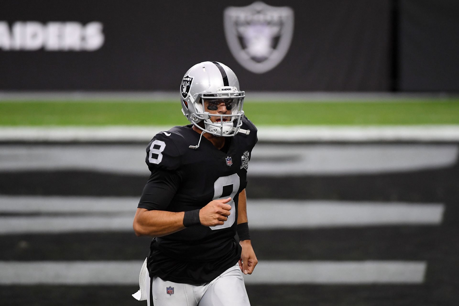 Raiders QB Marcus Mariota to miss multiple weeks after aggravating