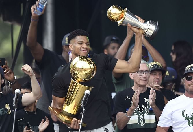 “I want my ring to be bigger than my brother’s” – Giannis Antetokounmpo makes his expectations clear from the Bucks for their ring ceremony on opening night