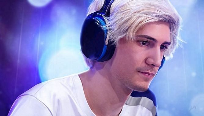 xQc takes a jab at the headphone ASMR trend that broke the internet