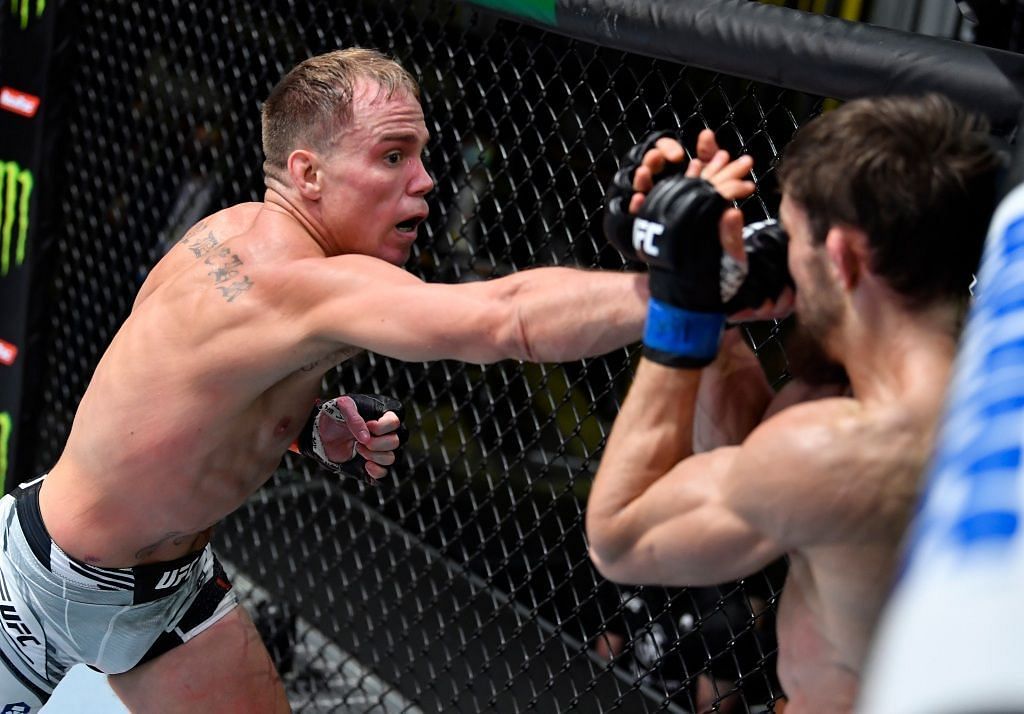 Nate Landwehr was once again involved in an exciting brawl at last night&#039;s UFC event.