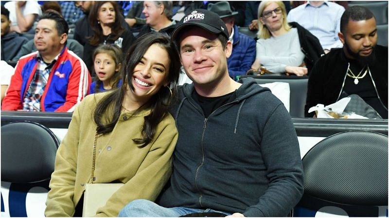 Adam DeVine and Chloe Bridges were finally able to exchange vows (Image via Getty Images)