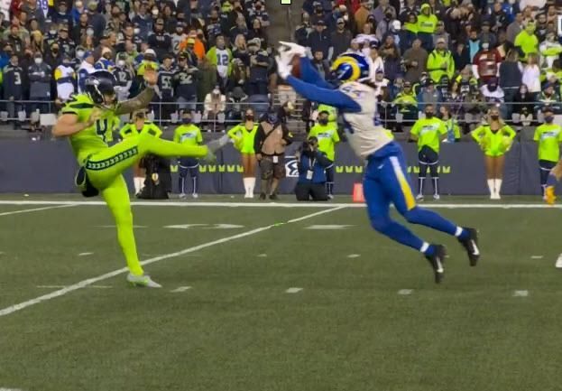 Can't-Miss Play: A double punt? Seattle Seahawks punter Michael Dickson  salvages block with bizarre 68-yard kick