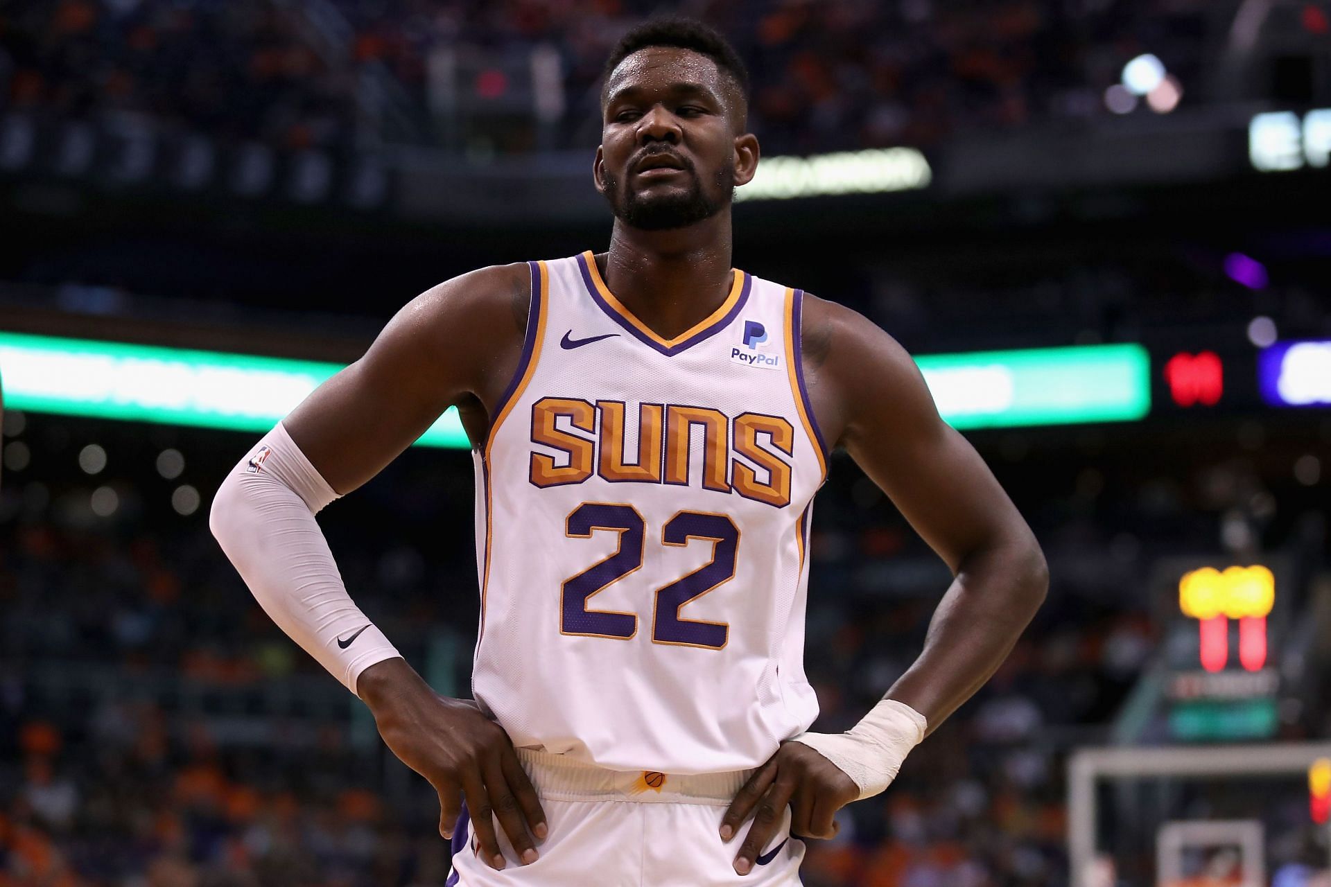 Can the Phoenix Suns keep their big man happy now?