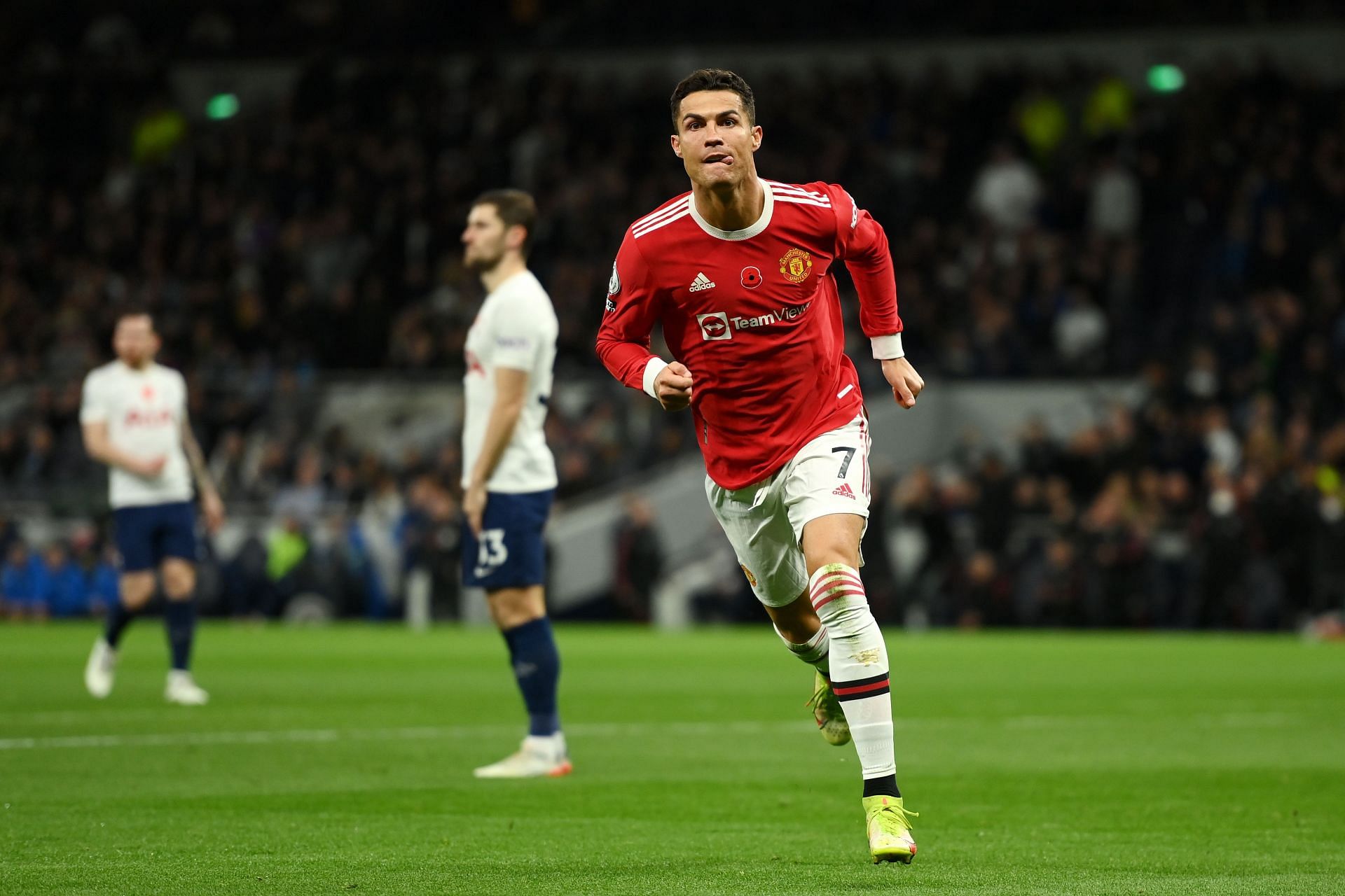 Cristiano Ronaldo starred in Manchester United&#039;s win against Tottenham
