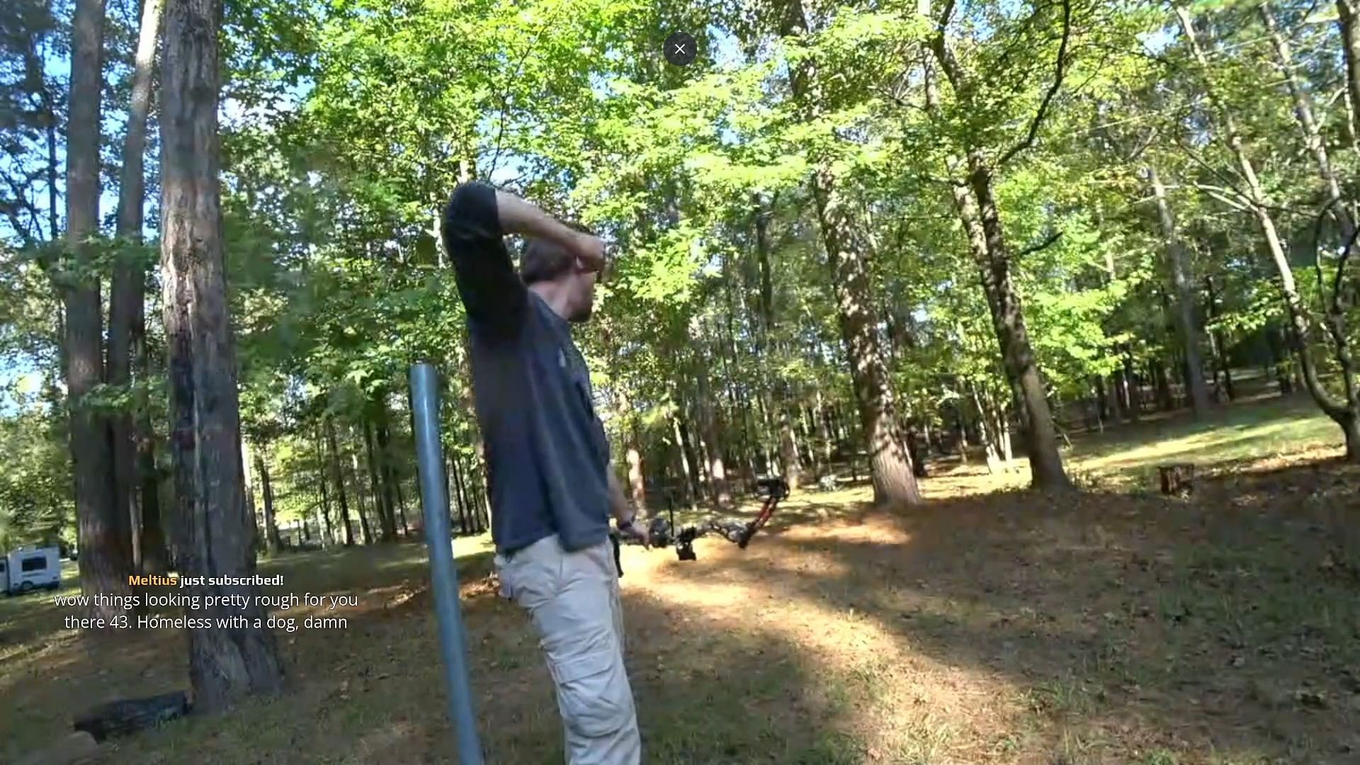 Sodapoppin practicing archery (Image via livestreamfails)