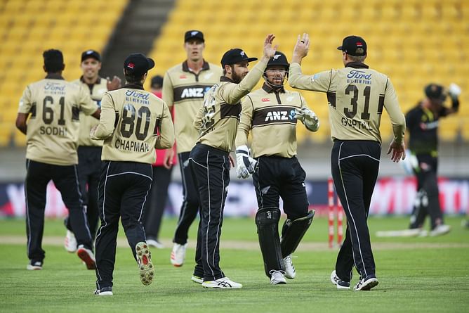 ICC T20 World Cup 2021: "There is every chance that New Zealand may ask for the match to be called off due to too much noise" - Shoaib Akhtar takes a sly dig at the Kiwis