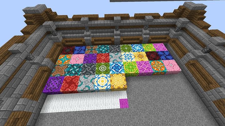 How to create patterns using glazed terracotta in Minecraft