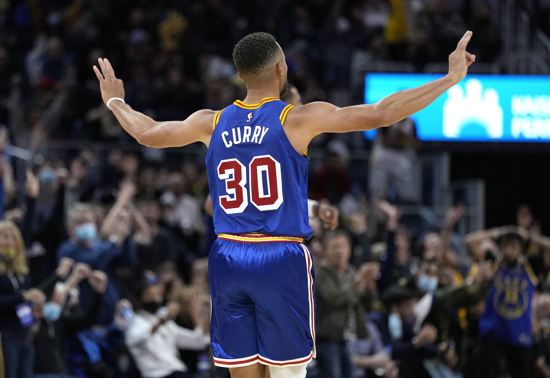 Stephen Curry of the Golden State Warriors in the home opener