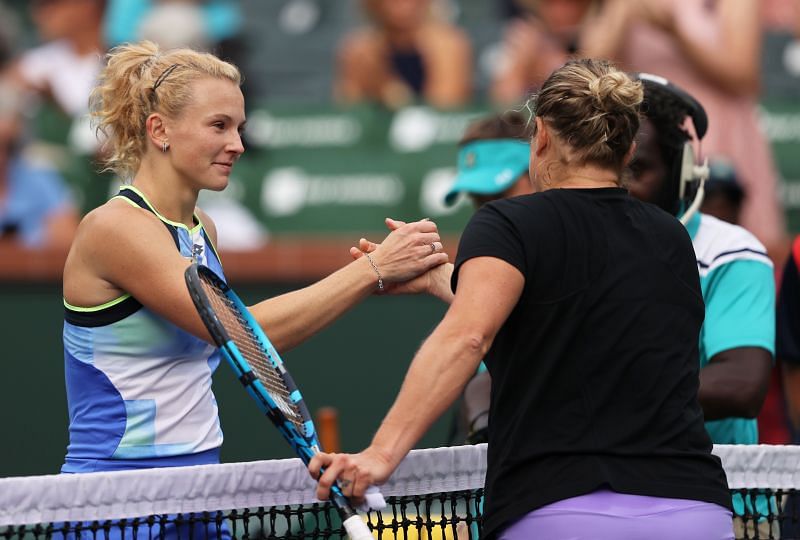 Clijsters (R) lost to Katerina Siniakova in three sets.