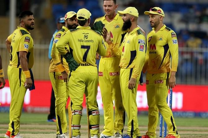 IPL 2021: "You can make MS Dhoni the HR head of a company" - Aakash Chopra on CSK handling their resources effectively
