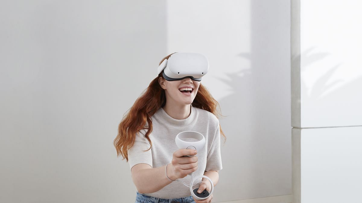 The Oculus Quest 2 is easy to use (Image via Oculus)