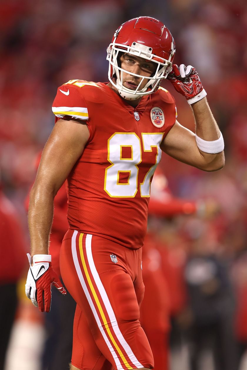 Will Travis Kelce play in Week Seven against the Titans?