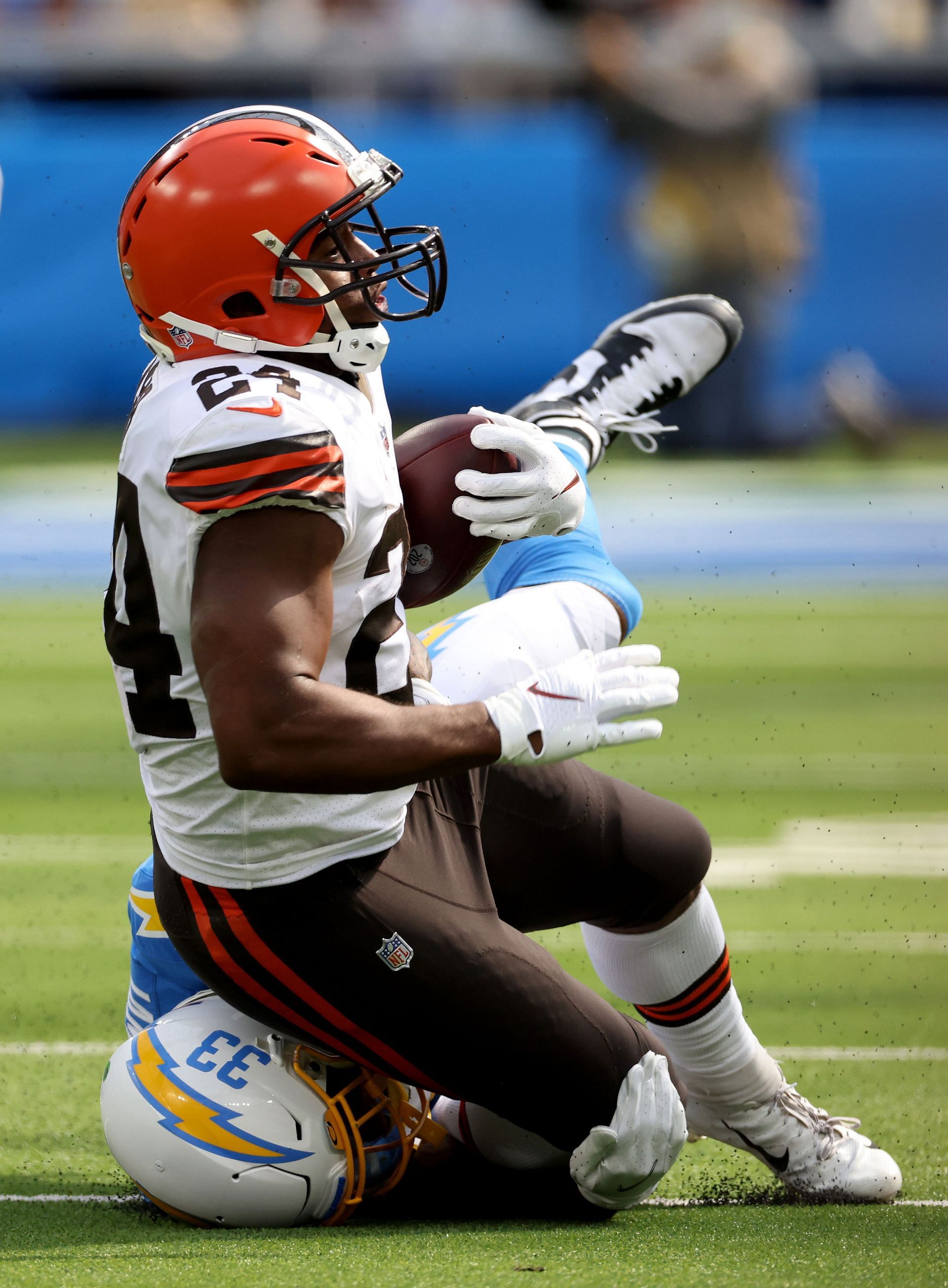 Cleveland Browns vs. Los Angeles Chargers