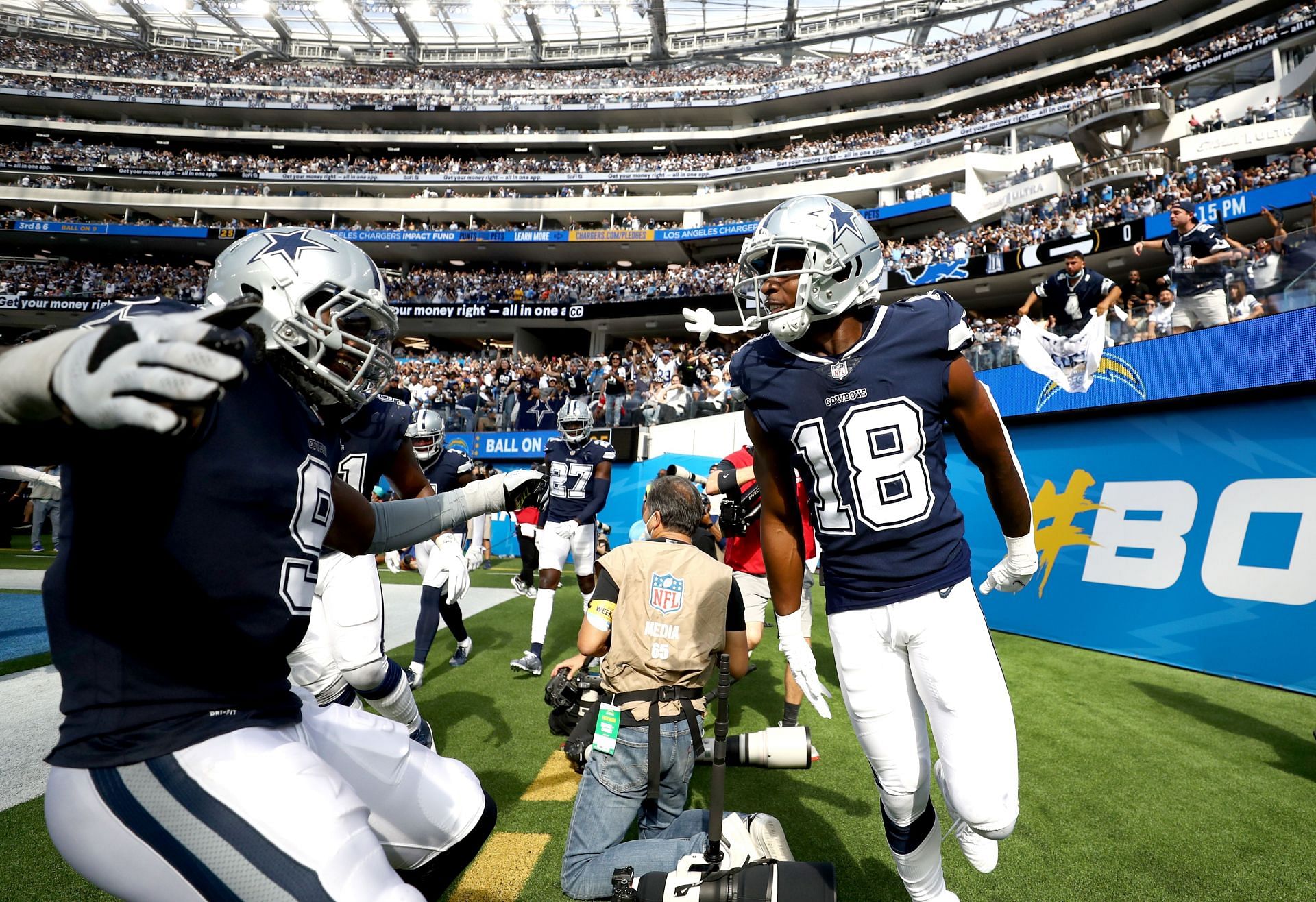 Dallas Cowboys safety Damonte Kazee was arrested on Tuesday morning
