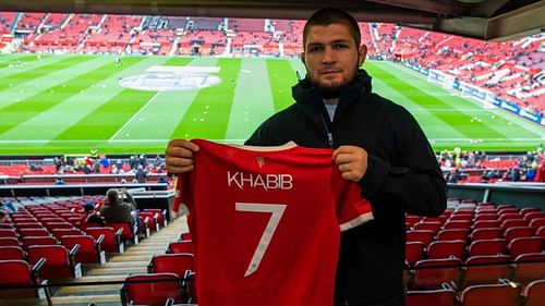 Khabib Nurmagomedov was recently at Old Trafford to watch Manchester United play in the Premier League