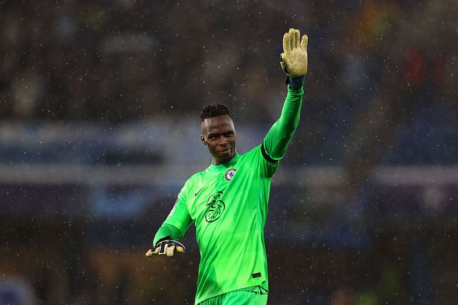 "He is playing the best football he’s played in his whole career" - Schwarzer reveals what Petr Cech told him about Chelsea goalkeepers Kepa Arrizabalaga and Edouard Mendy