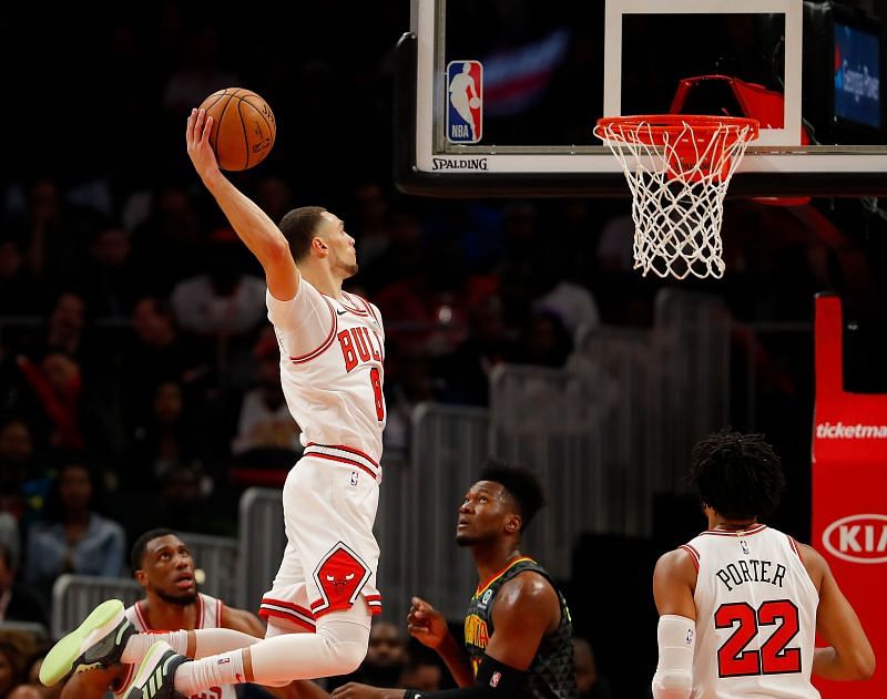 Zach LaVine about to dunk the ball against the Atlanta Hawks.