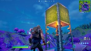Fortnite Golden Cube captured at the center of the map, only to be turned into an elevator