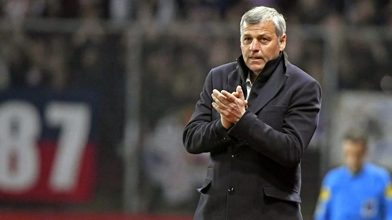 Bruno Genesio has a great record against PSG.