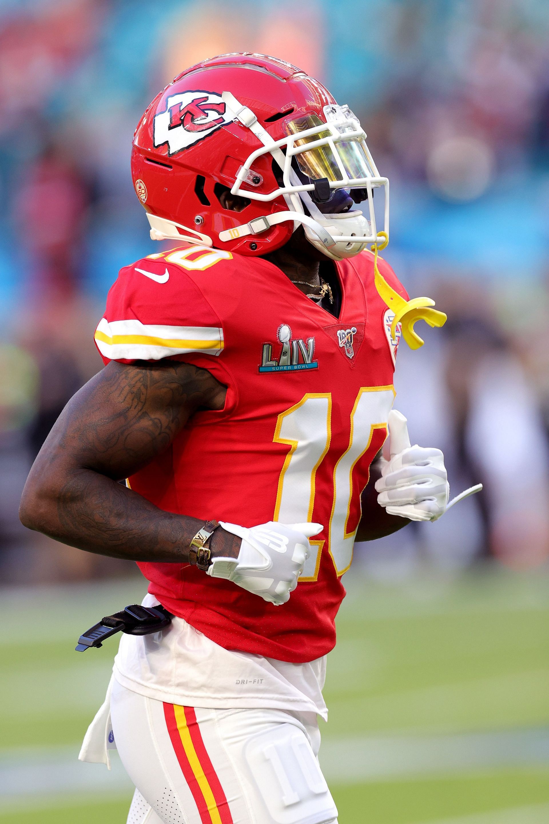 Is Tyreek Hill playing tonight against the WFT?