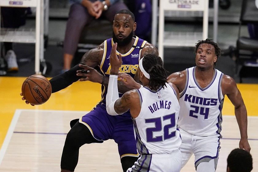 LeBron James of the LA Lakers against the Sacramento Kings [Source: Los Angeles Times]