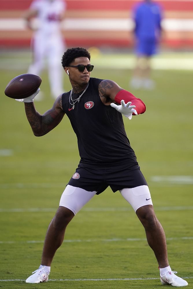 Who is the Patriots' best wide receiver through seven weeks in 2021?