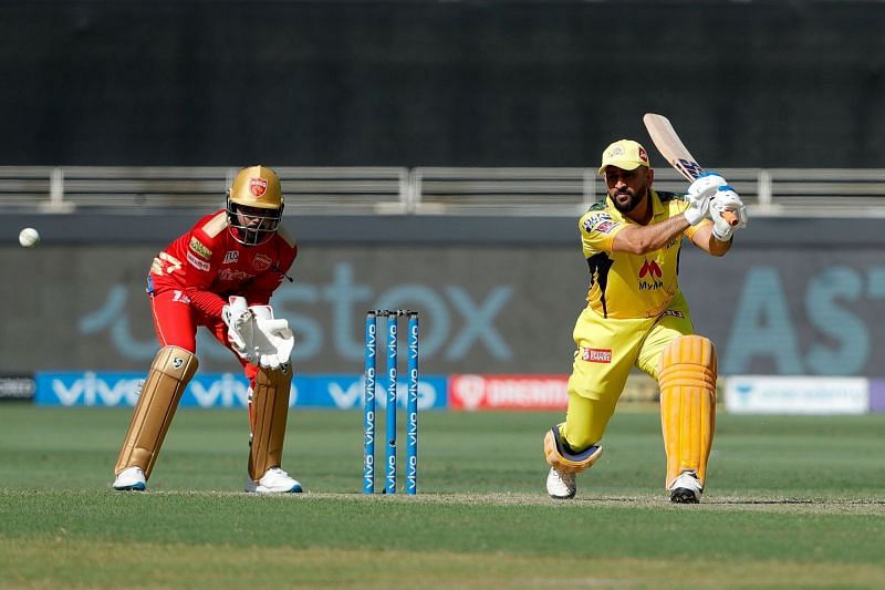 एम एस धोनी बल्लेबाजी के दौरान (Photo Credit - IPLT20)