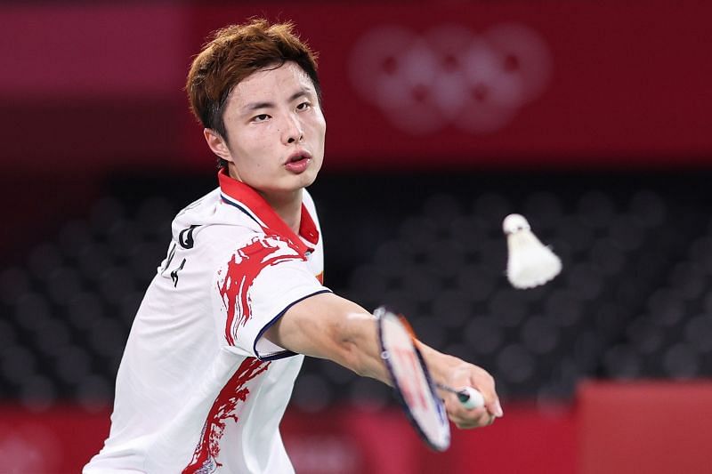 China&#039;s Shi Yu Qi upset Kento Momota 21-13, 8-21, 21-12 in the men&#039;s singles on Sunday