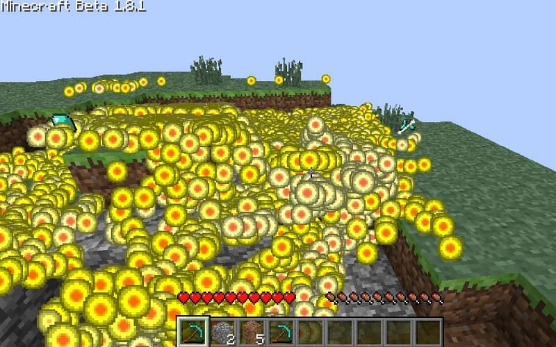 Players drop XP orbs upon death in-game (Image via Minecraft)