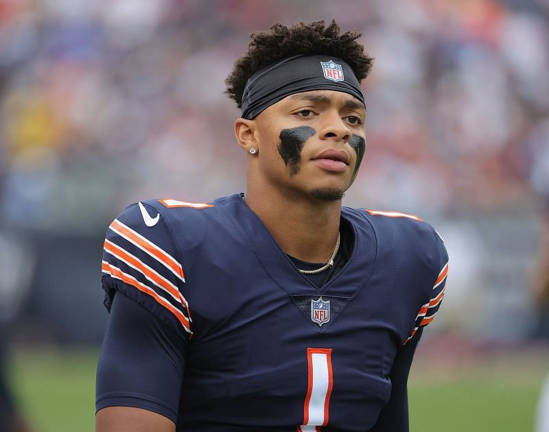 Justin Fields is now the Bears starting quarterback going forward