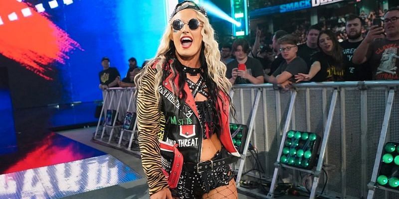 Toni Storm was drafted to Smackdown durin g the WWE Draftn