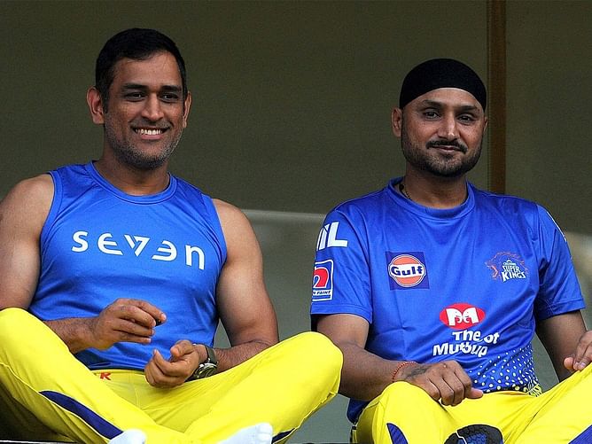 T20 World Cup 2021: "Like MS Dhoni does when he captains CSK" - Harbhajan Singh asks India to show more 'awareness' against New Zealand