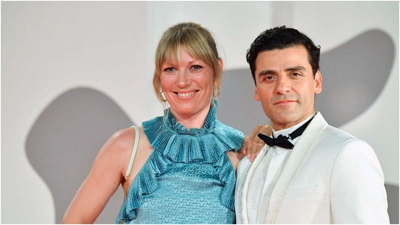 Oscar Isaac and Elvira Lind attend the red carpet of the movie &quot;The Card Counter&quot; during the 78th Venice International Film Festival. (Image via Getty Images)