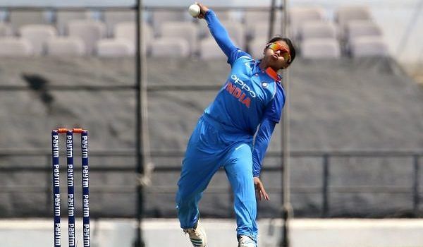 Madhuri Mehta in action for India Women