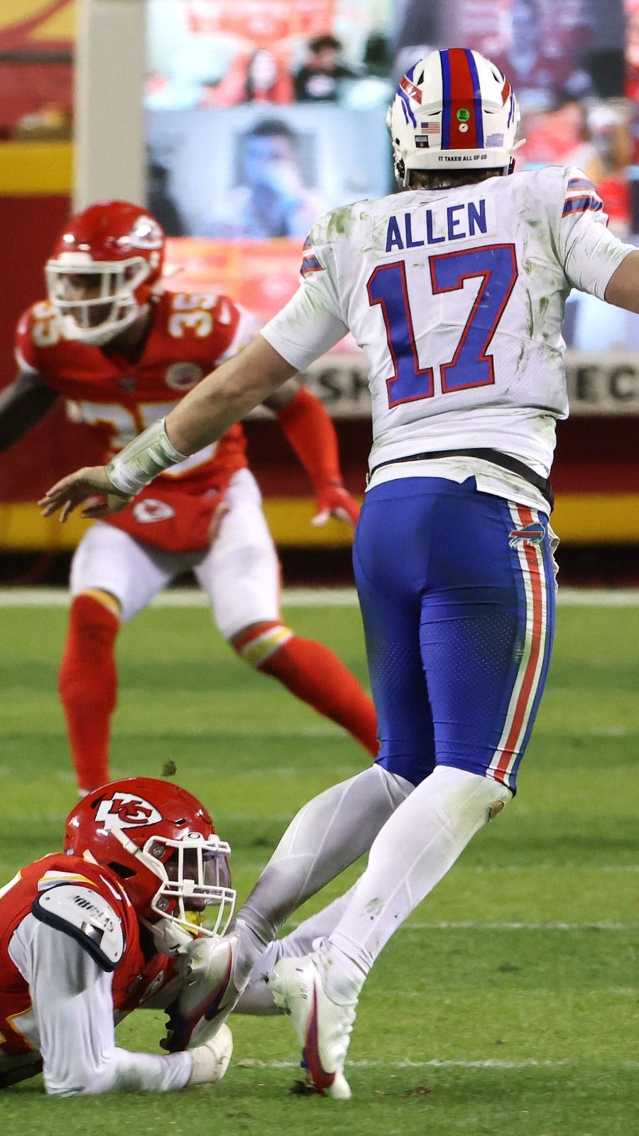 Top 5 storylines to follow for Bills at Chiefs