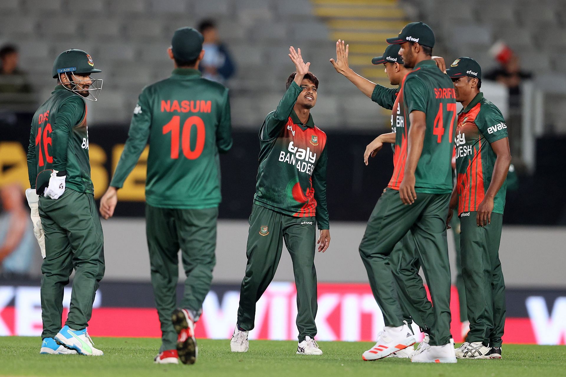 बांग्लादेश की टीम अपना पहला मैच 17 अक्टूबर को खेलने वाली है 